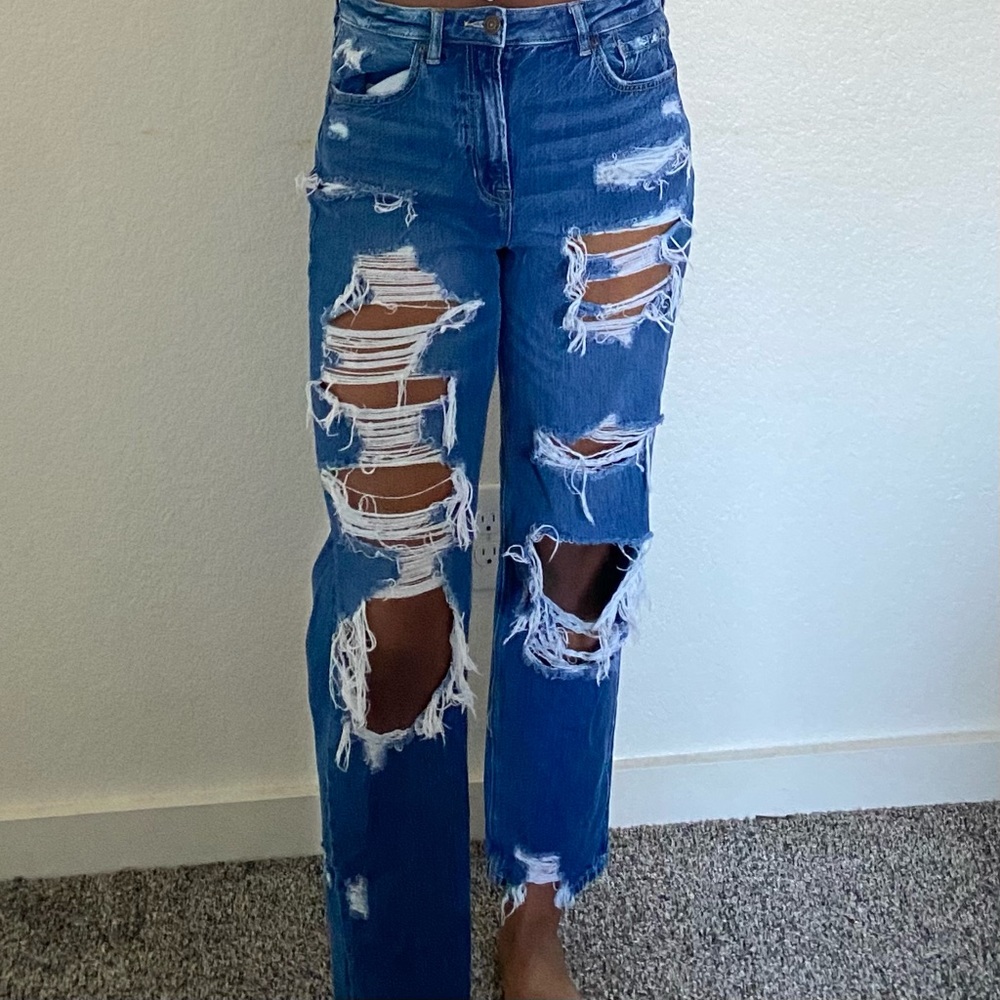 American Eagle Denim Mom Jeans